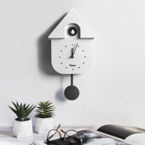 Horloge coucou blanc