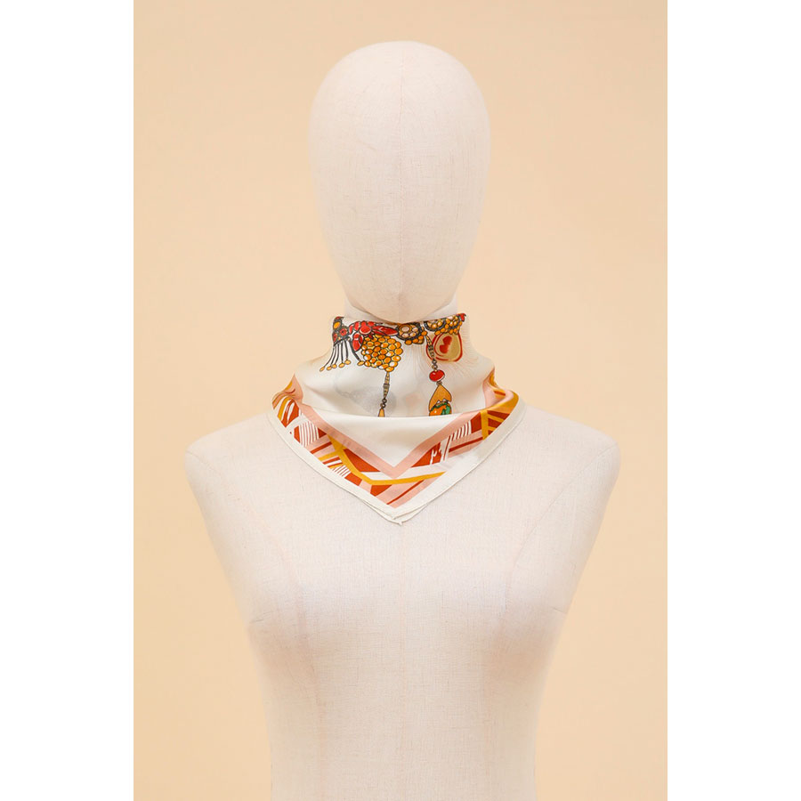 Moyen Carré 100% soie - Plume
